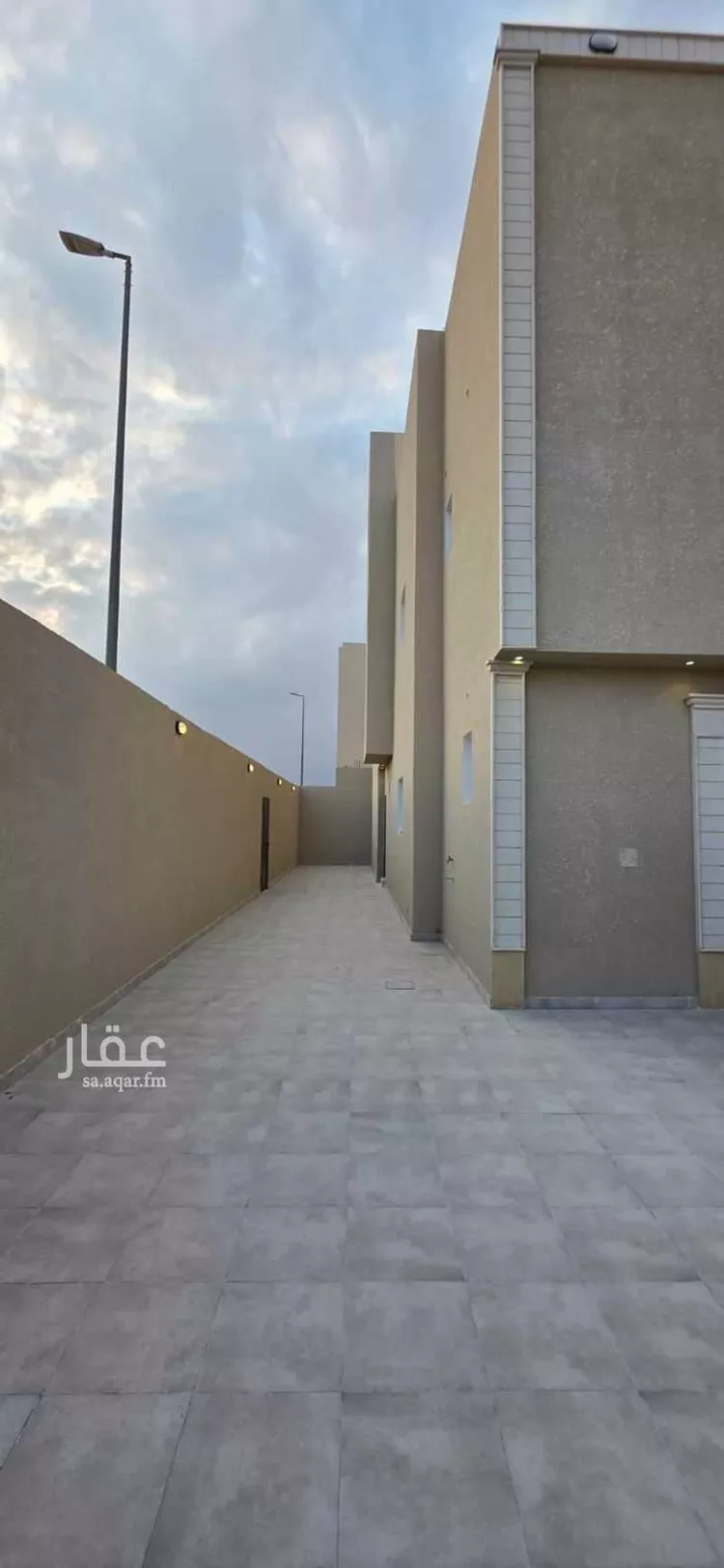 فيلا للبيع في شارع قيس ابن الملوح, حي الجامعة, مدينة الخرج, منطقة الرياض صورة 2