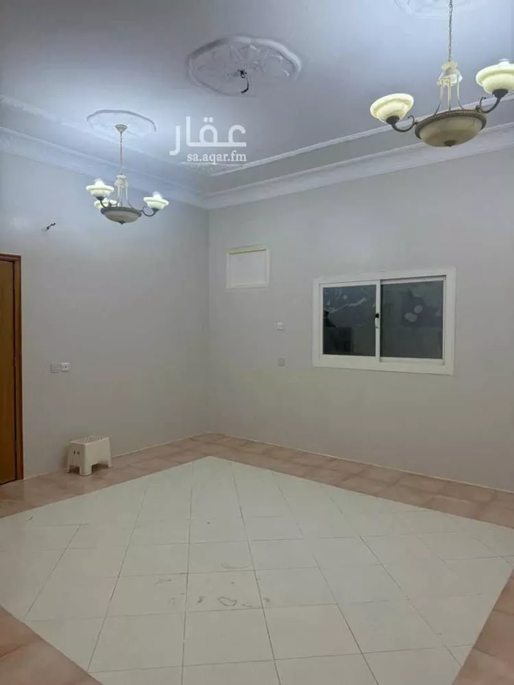 عمارة للإيجار في شارع الكنداسة, حي المروج, مدينة أبها, منطقة عسير صورة 3