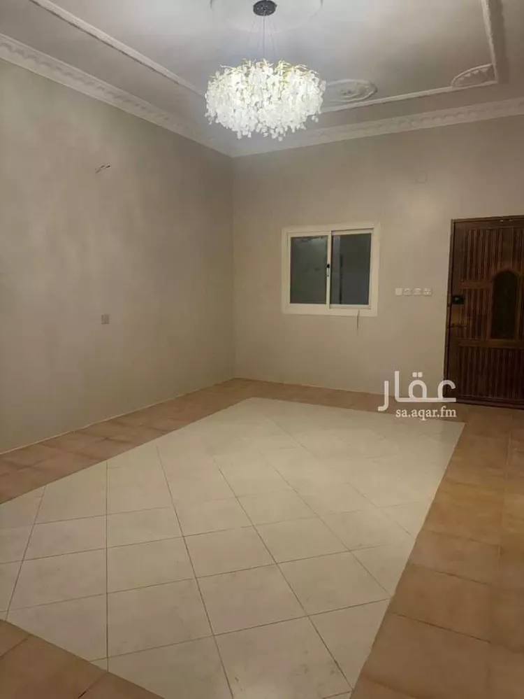 عمارة للإيجار في شارع الكنداسة, حي المروج, مدينة أبها, منطقة عسير صورة 4