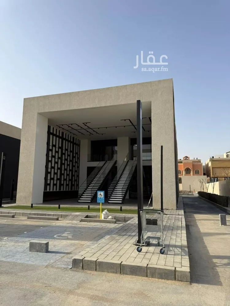 Shop for Rent in Riyadh Al Qirawan صورة 3