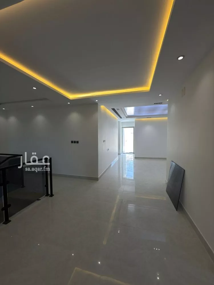 Villa for Sale in Riyadh Badr 9