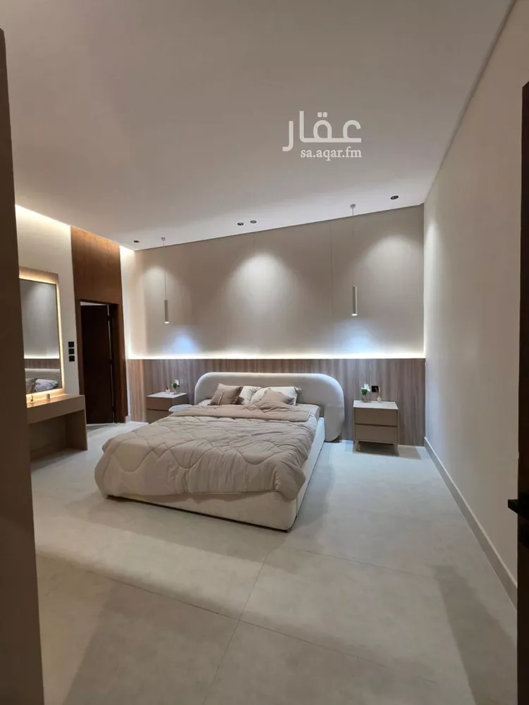 دور للبيع في شارع القرشي, حي عكاظ, مدينة الرياض, منطقة الرياض 14