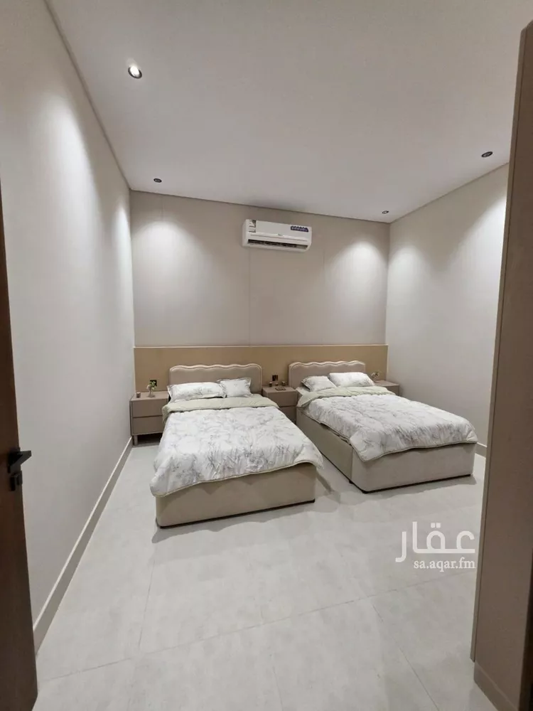 دور للبيع في شارع القرشي, حي عكاظ, مدينة الرياض, منطقة الرياض 10