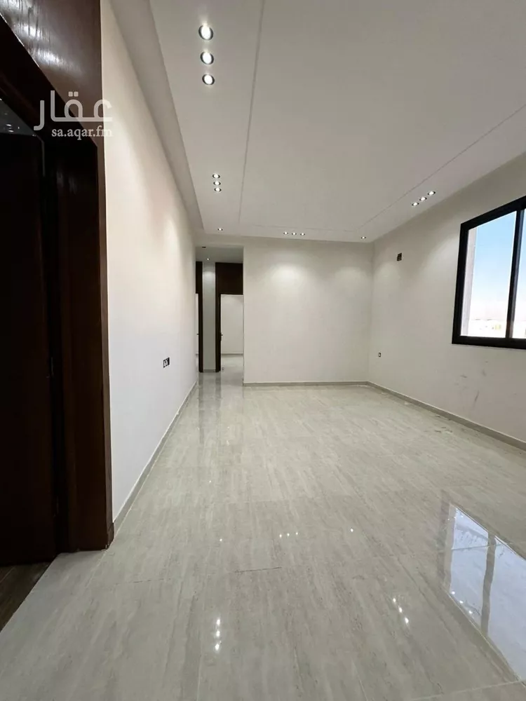 دور للبيع في شارع المشرق, حي الحزم, مدينة الرياض, منطقة الرياض 18