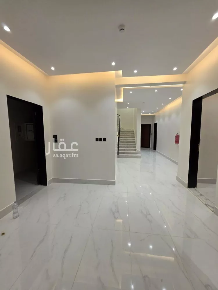 شقة للبيع في شارع عبدالله بن دخيل, حي عكاظ, مدينة الرياض, منطقة الرياض صورة 5