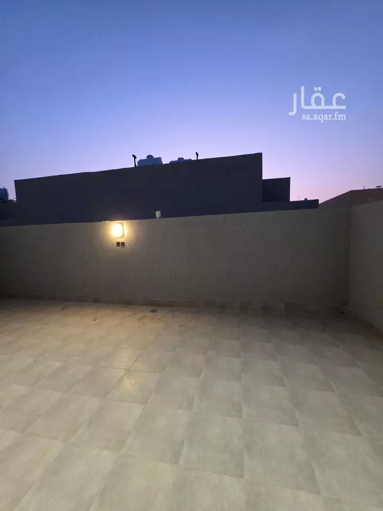 شقة للبيع في شارع عبدالله بن دخيل, حي عكاظ, مدينة الرياض, منطقة الرياض 8