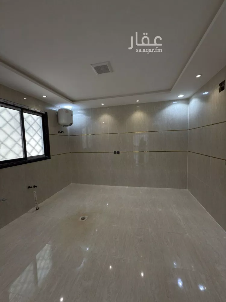 فيلا للبيع في شارع الإمام البخاري, حي بدر, مدينة الرياض, منطقة الرياض 12