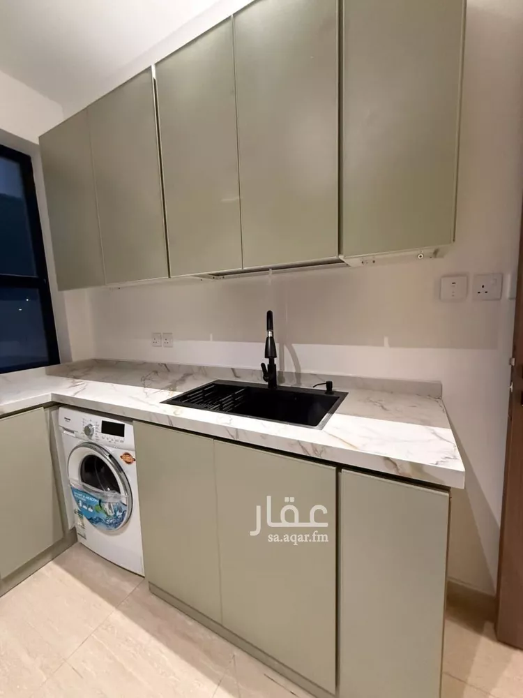 شقة للبيع في شارع ابن تيميه, حي بدر, مدينة الرياض, منطقة الرياض 11