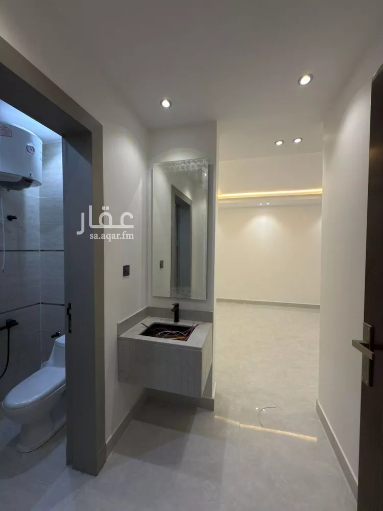 فيلا للبيع في شارع الإمام البخاري, حي بدر, مدينة الرياض, منطقة الرياض 9