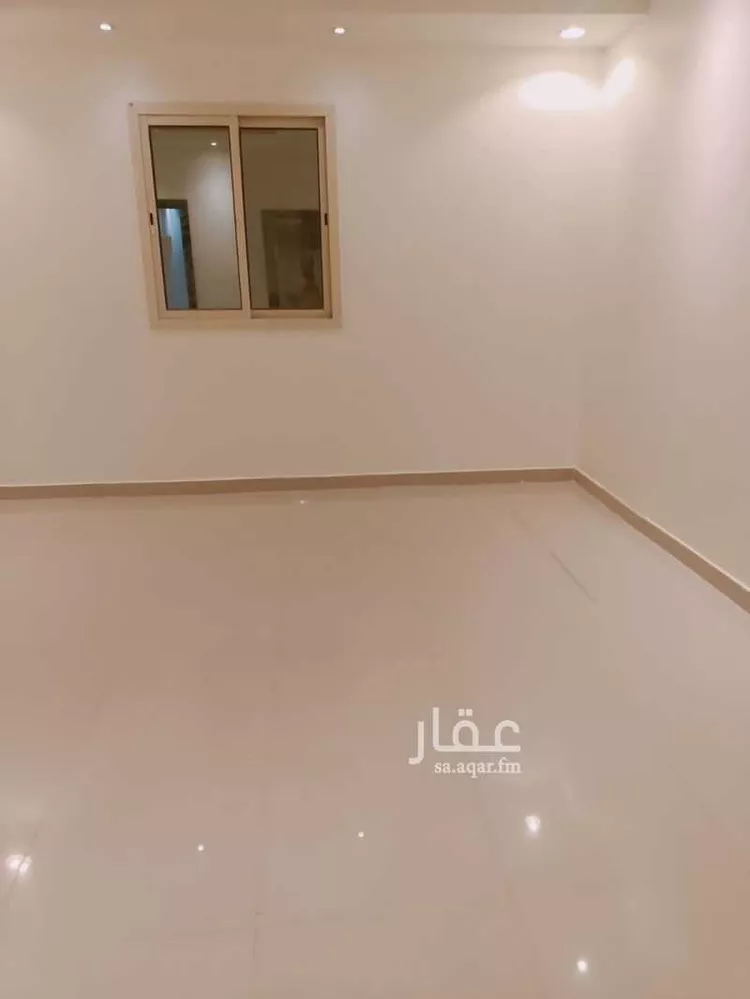 فيلا للإيجار في شارع عبدالخالق بن شبلون, حي ظهرة لبن, مدينة الرياض, منطقة الرياض