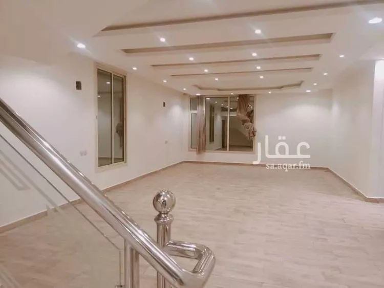فيلا للإيجار في شارع عبدالخالق بن شبلون, حي ظهرة لبن, مدينة الرياض, منطقة الرياض صورة 4