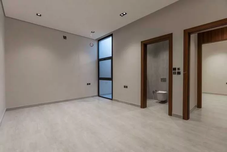 تبر 11