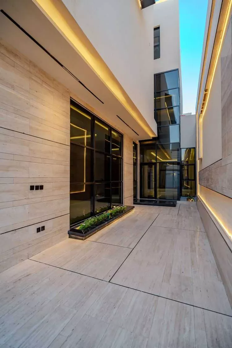 Nous Real Estate Project 9