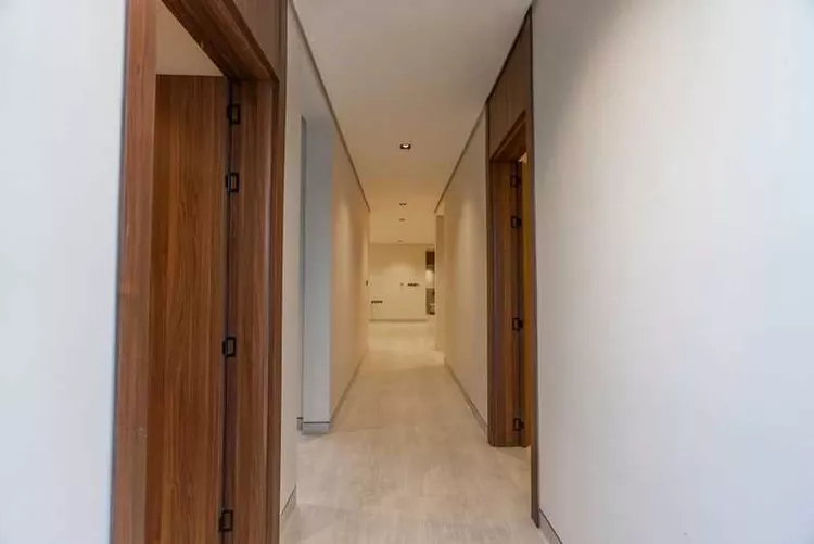 تبر 19