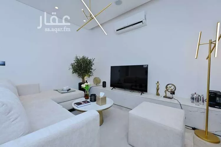 Greenfields compound 12