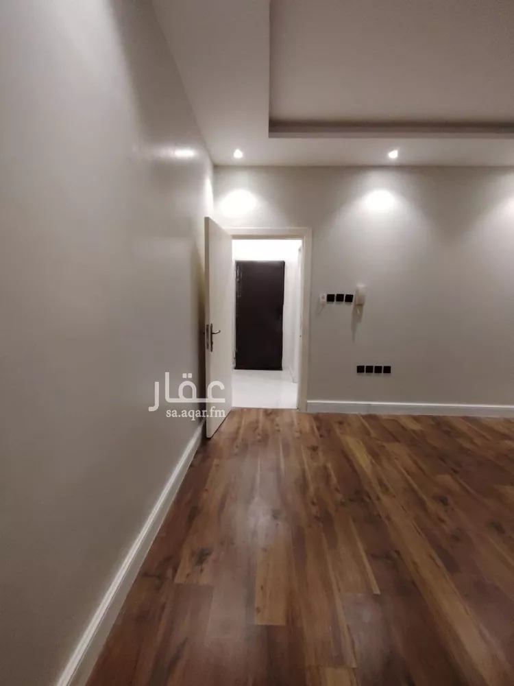 شقة للإيجار في شارع مدينة الزايد, حي العقيق, مدينة الرياض, منطقة الرياض صورة 3