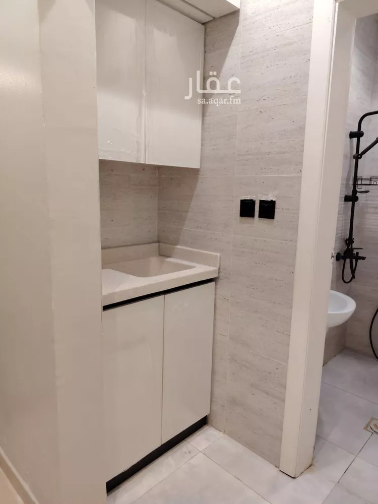 شقة للإيجار في شارع مدينة الزايد, حي العقيق, مدينة الرياض, منطقة الرياض صورة 2