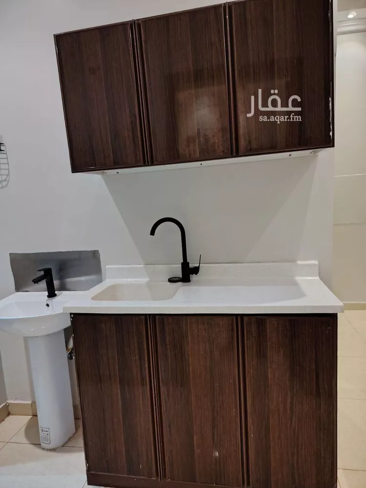 شقة للإيجار في شارع سراقة بن عمرو, حي الشهداء, مدينة الرياض, منطقة الرياض