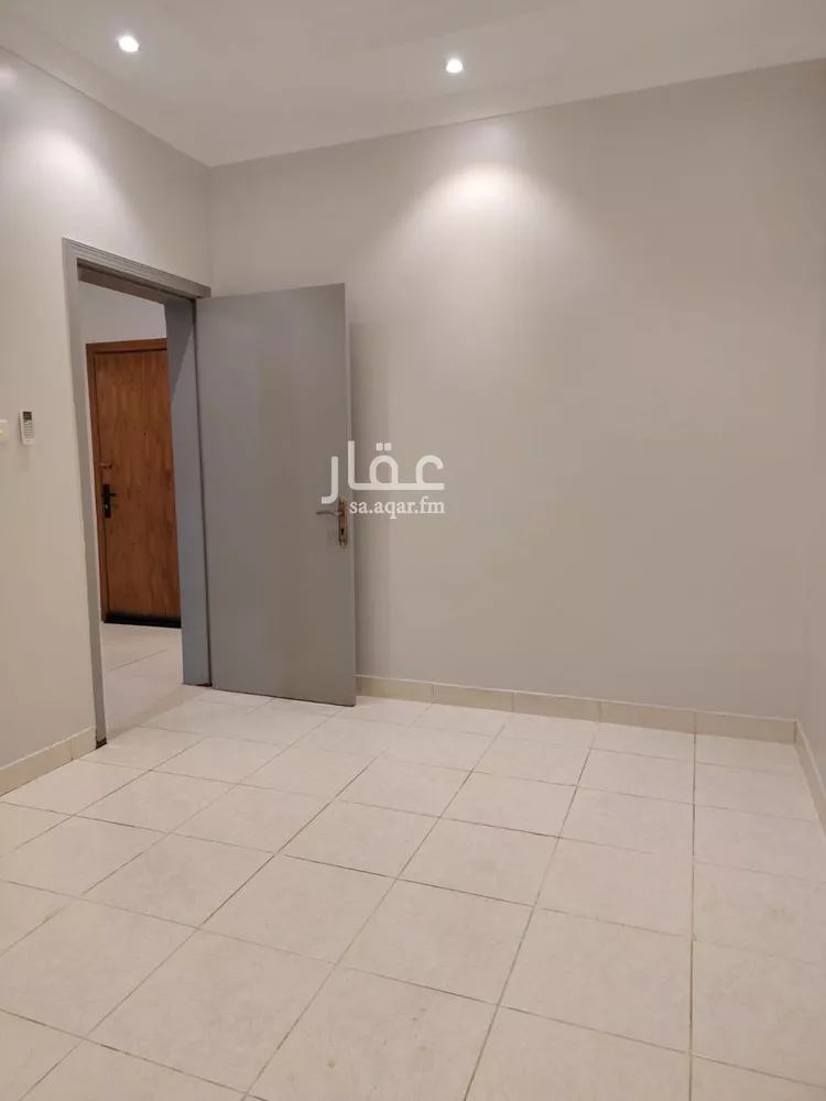 شقة للإيجار في شارع سراقة بن عمرو, حي الشهداء, مدينة الرياض, منطقة الرياض صورة 4