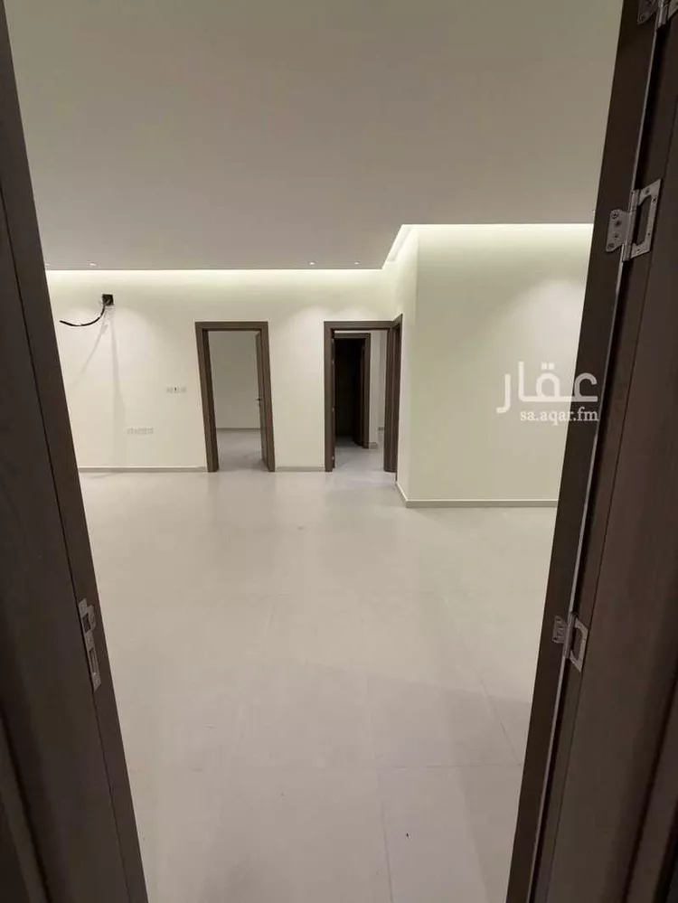 Building for Rent in Riyadh Al Arid صورة 2