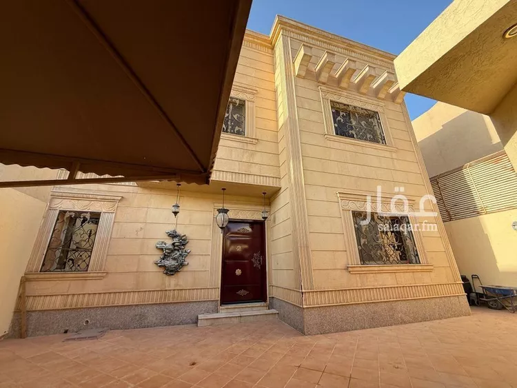 فيلا للإيجار في شارع الجوز, حي الربيع, مدينة الرياض, منطقة الرياض