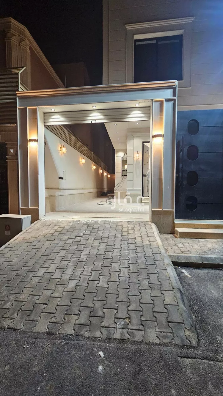 فيلا للبيع في شارع عمر الهواري, حي القيروان, مدينة الرياض, منطقة الرياض صورة 2