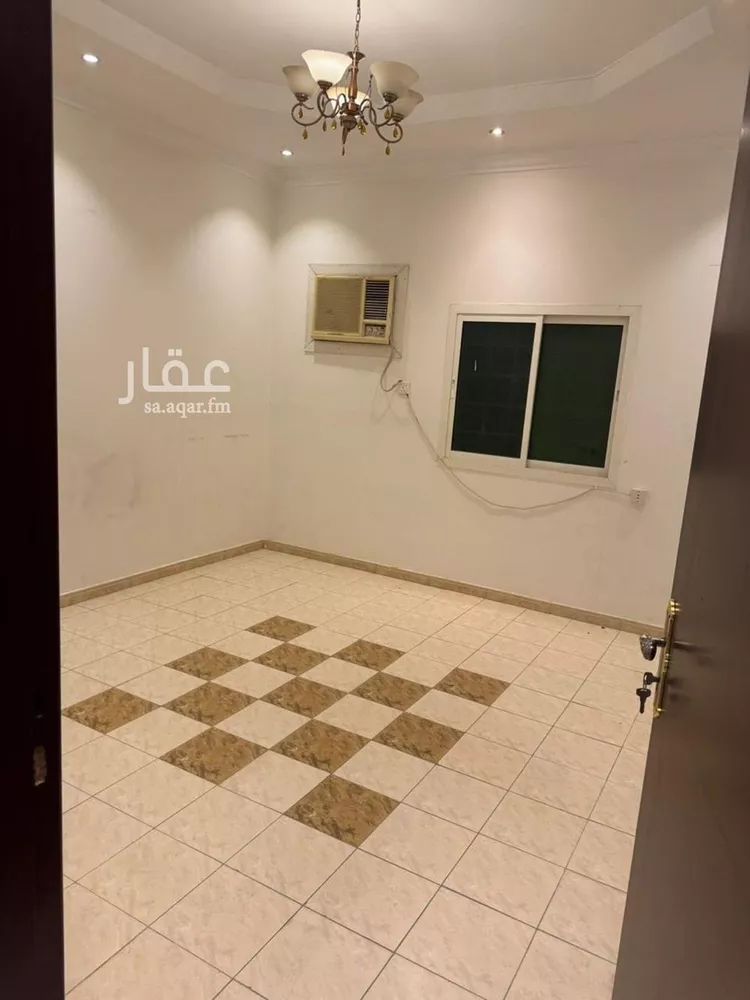 Floor for Rent in Riyadh Qurtubah 8