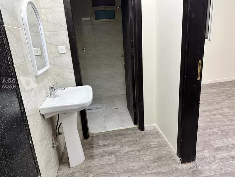 شقة للإيجار في شارع عبدالله بن حبان, حي الرمال, مدينة الرياض, منطقة الرياض 2