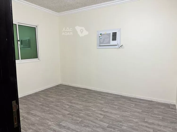 شقة للإيجار في شارع عبدالله بن حبان, حي الرمال, مدينة الرياض, منطقة الرياض 4