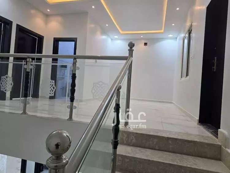 فيلا للإيجار في شارع حلل بنت أبي المكارم, حي المهدية, مدينة الرياض, منطقة الرياض 15