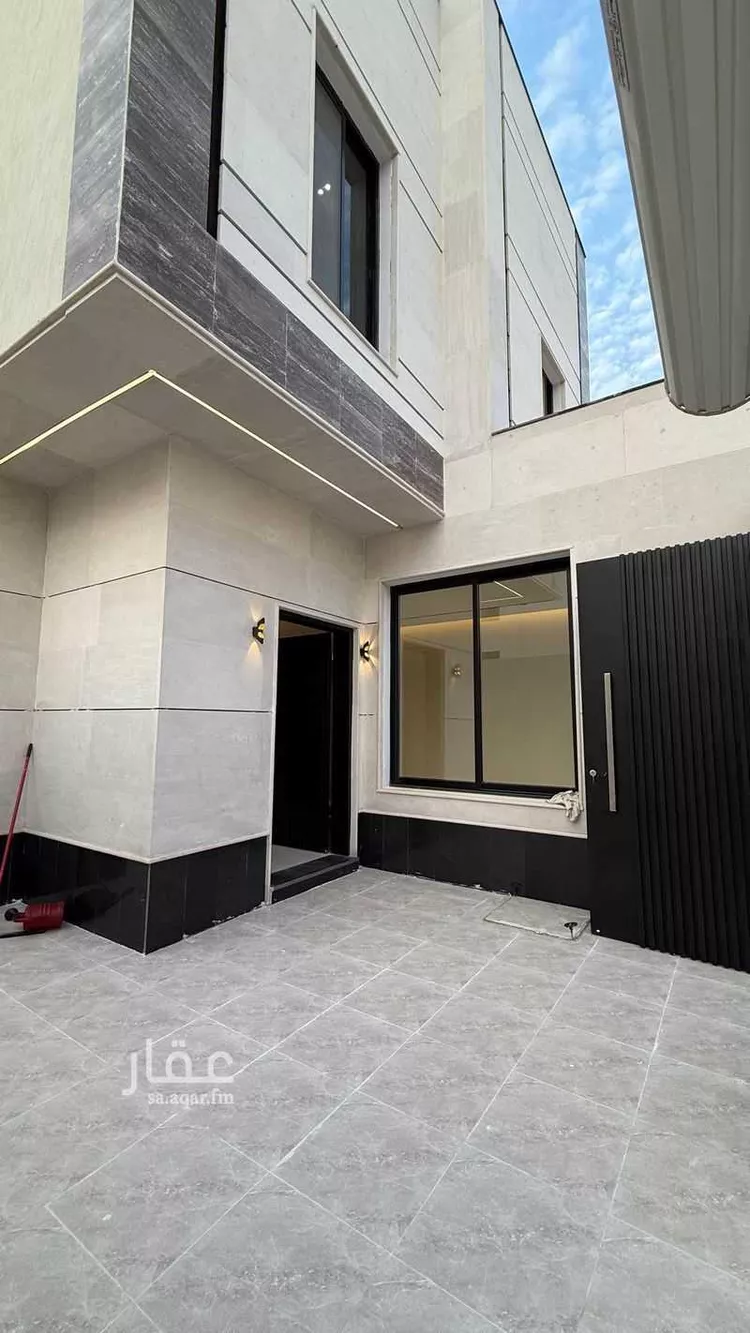 Floor for Sale in Riyadh Al Janadriyah صورة 4