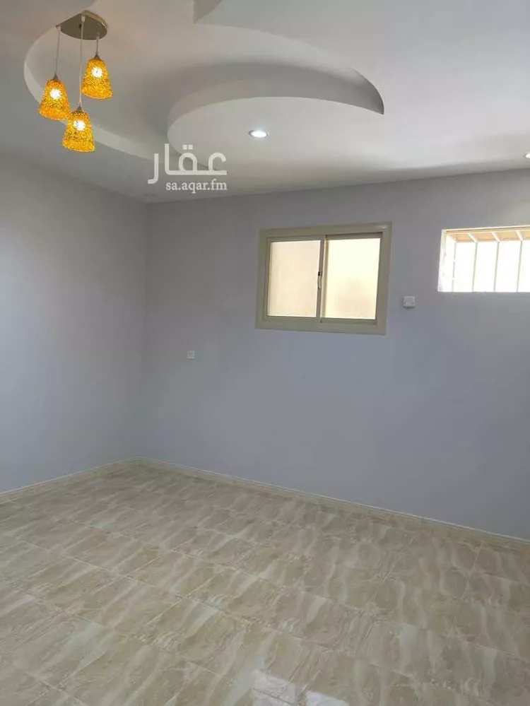 شقة للإيجار في شارع أبو عبيد بن مسعود الثقفي ، حي الريان ، تبوك ، منطقة تبوك صورة 2