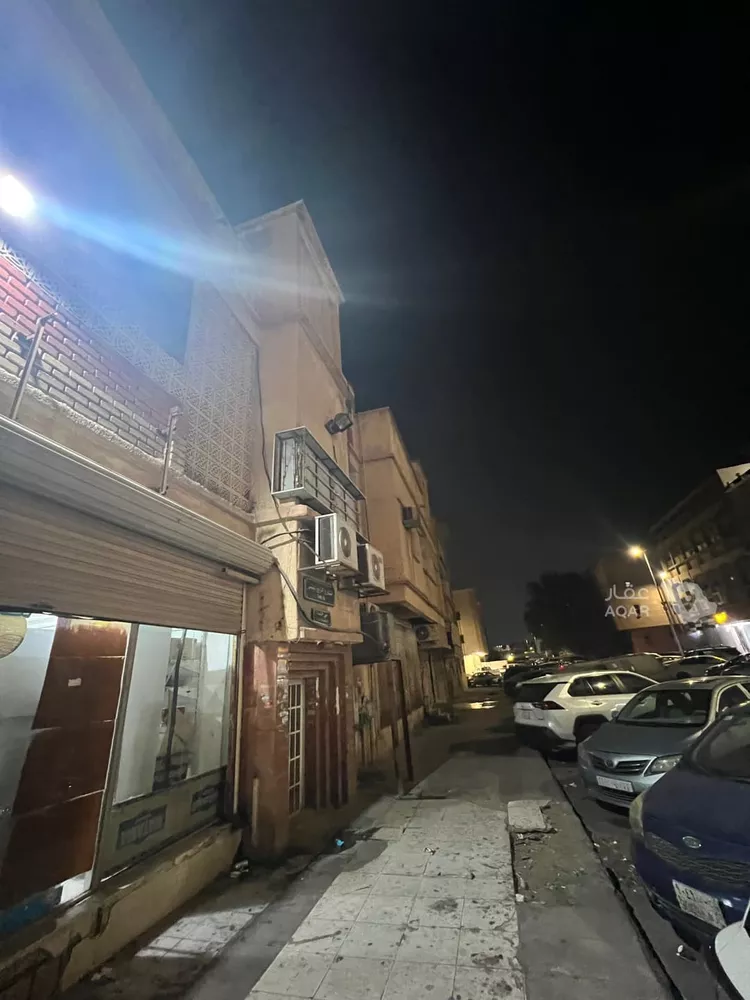 أرض للبيع في شارع بدر ، حي الثقبة ، الخبر ، الخبر 8