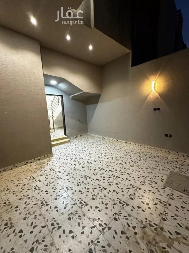 فيلا للإيجار في شارع عبدالله السديس, حي بدر, مدينة الرياض, منطقة الرياض صورة 2