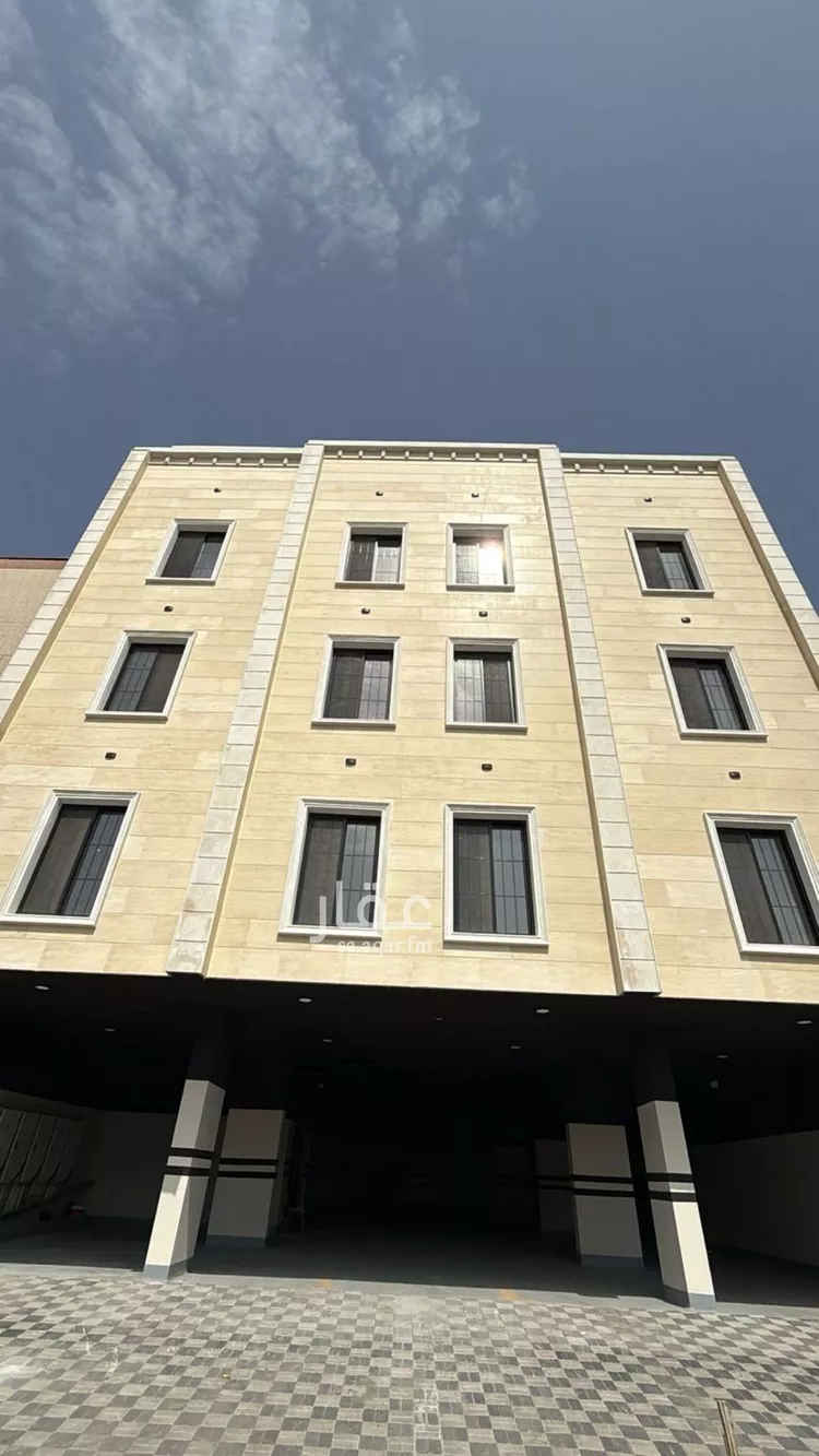 شقة للإيجار في شارع عنيزة, حي الثقبة, مدينة الخبر, المنطقة الشرقية