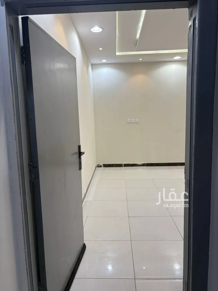 شقة للإيجار في شارع ابن حزم, حي العريجاء الغربي, مدينة الرياض, منطقة الرياض صورة 4
