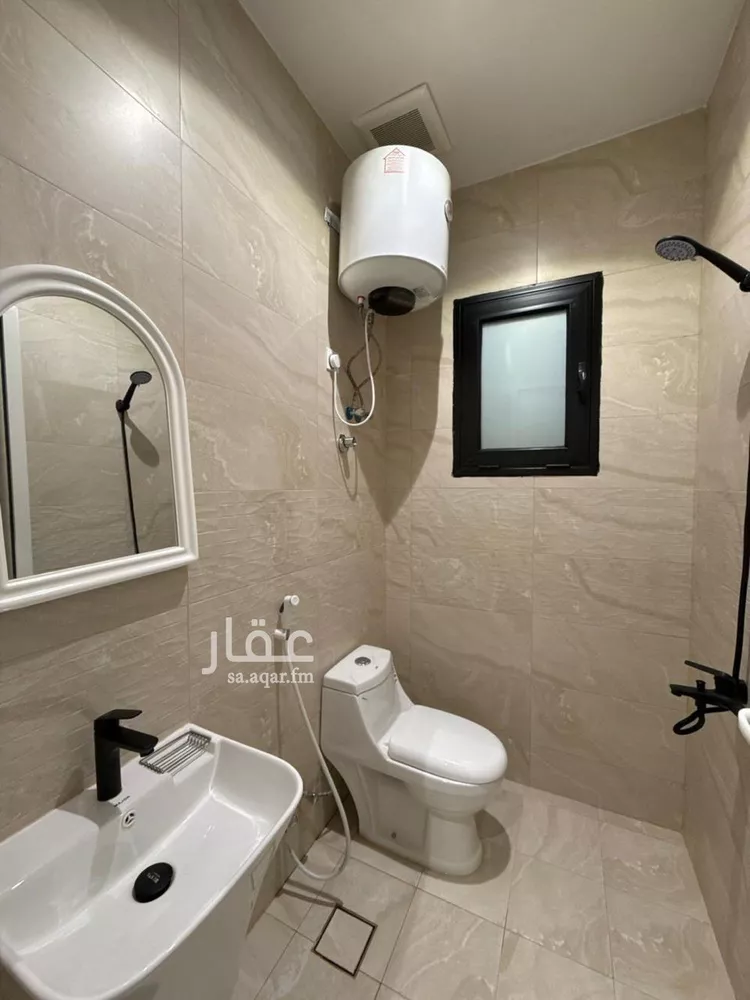شقة للإيجار في شارع السادس عشر, حي الثقبة, مدينة الخبر, المنطقة الشرقية 12