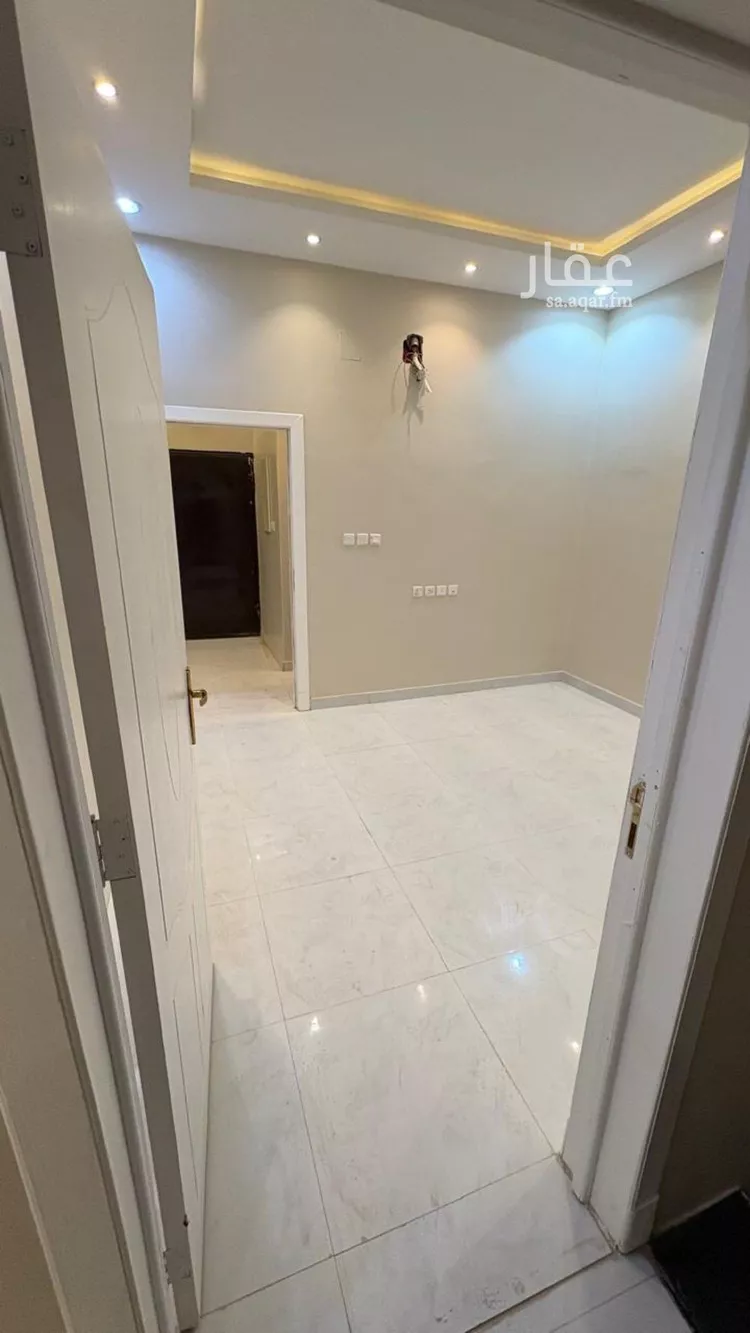 فيلا للإيجار في شارع التبريزي, حي المهدية, مدينة الرياض, منطقة الرياض 17