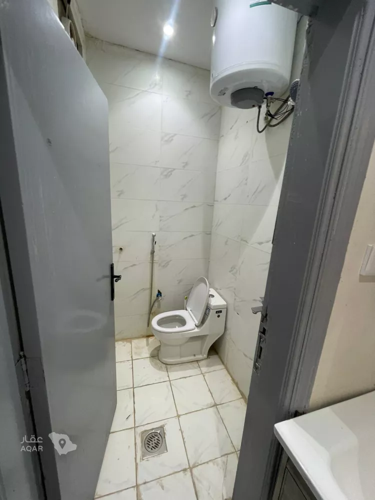 Studio for rent in Riyadh Ar Rawdah 10