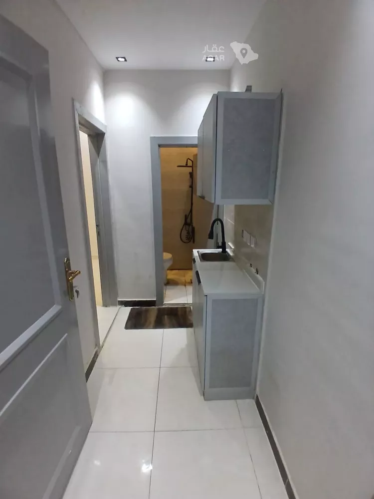 شقة للإيجار في شارع ابن حزم, حي العريجاء الغربي, مدينة الرياض, منطقة الرياض 5