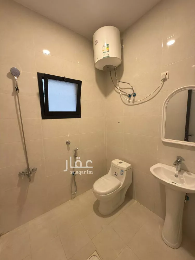 شقة للإيجار في شارع عنيزة, حي الثقبة, مدينة الخبر, المنطقة الشرقية 9