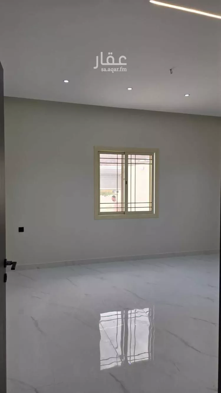 دور للبيع في شارع داود ابن المفضل, حي العزيزية, مدينة المدينة المنورة, منطقة المدينة المنورة صورة 2