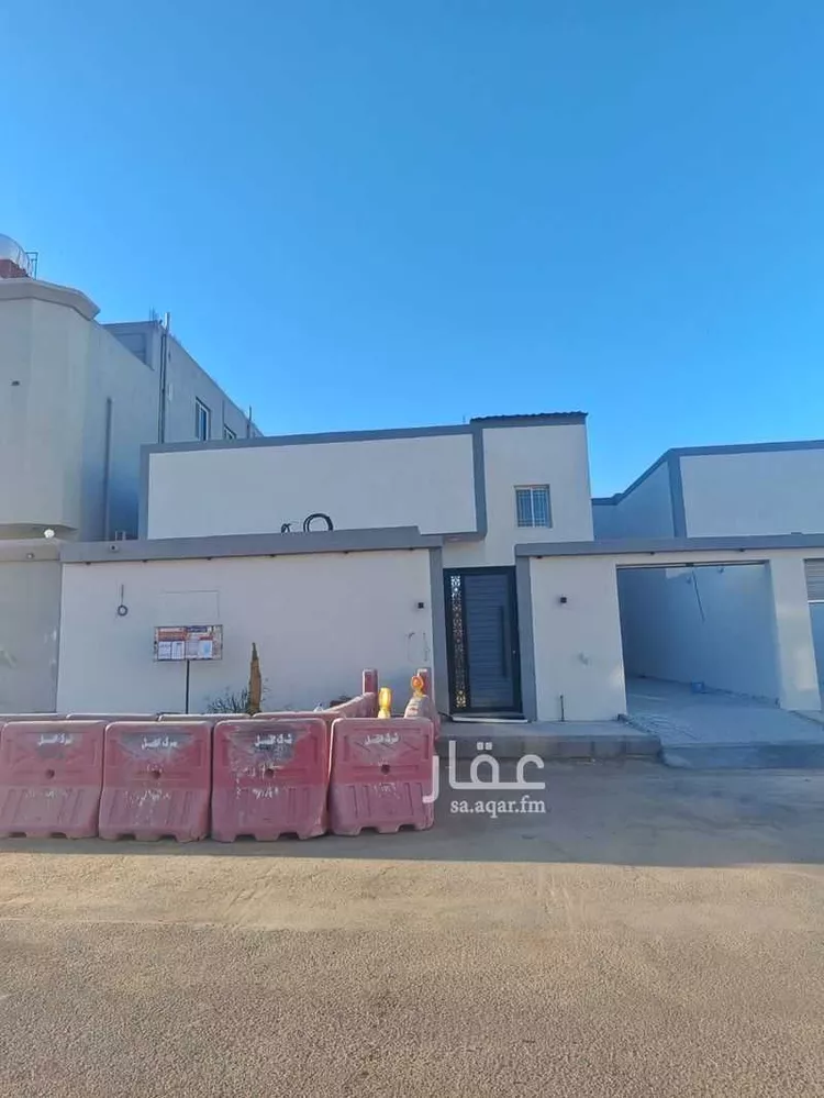 دور للبيع في شارع داود ابن المفضل, حي العزيزية, مدينة المدينة المنورة, منطقة المدينة المنورة