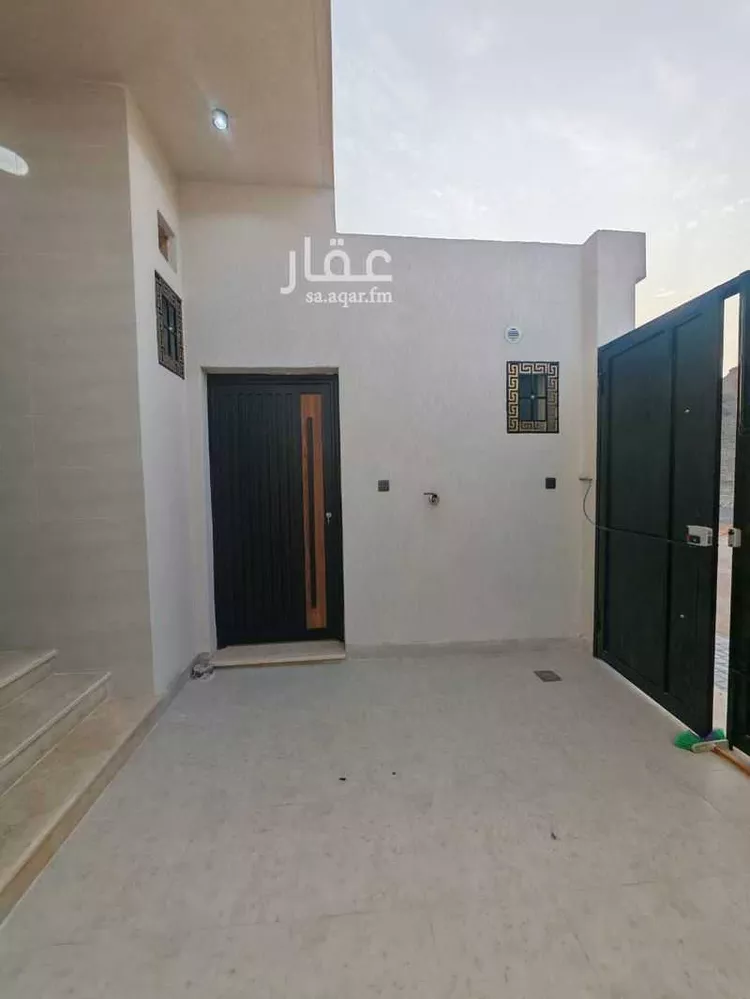 دور للبيع في شارع الوليد ابن جميل, حي أبو مرخة, مدينة المدينة المنورة, منطقة المدينة المنورة 9