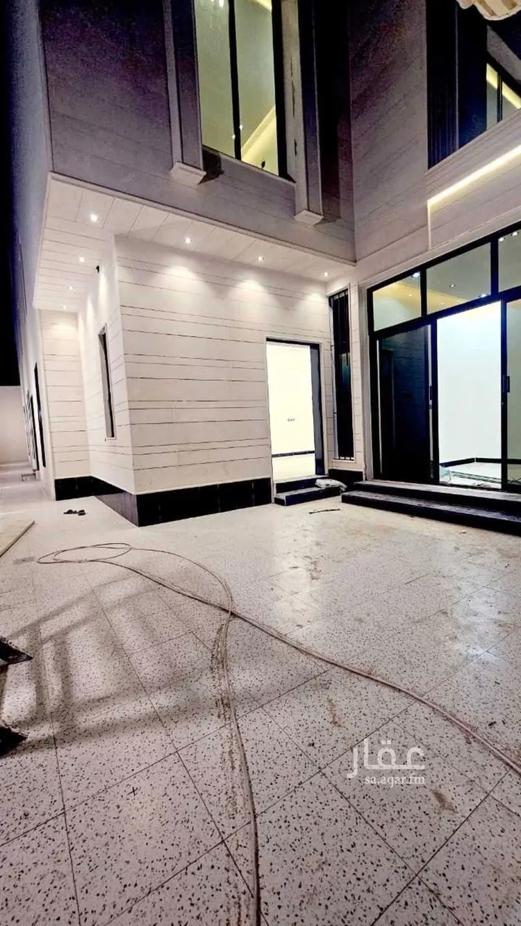فيلا للبيع في شارع الامام مسلم ، حي بدر ، الرياض ، منطقة الرياض صورة 3