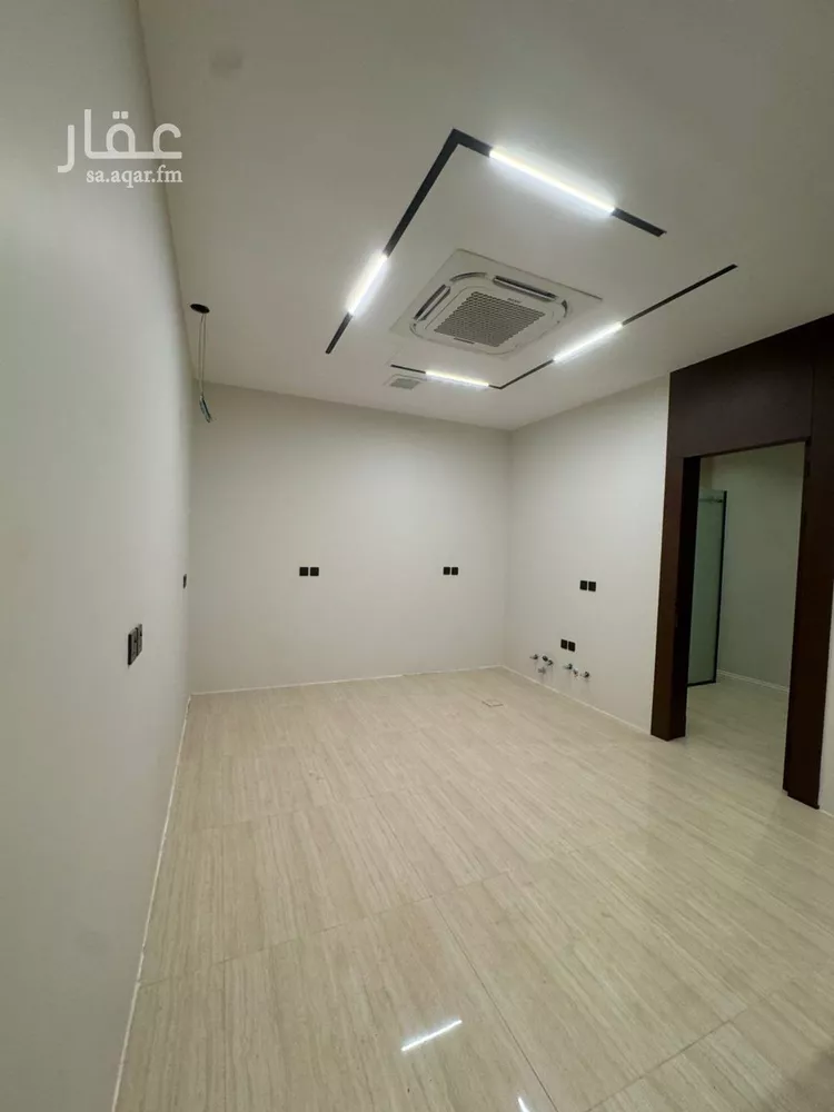 فيلا للبيع في شارع يوسف الشافعي, حي العارض, مدينة الرياض, منطقة الرياض صورة 3