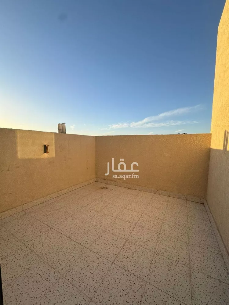 فيلا للبيع في شارع يوسف الشافعي, حي العارض, مدينة الرياض, منطقة الرياض صورة 2