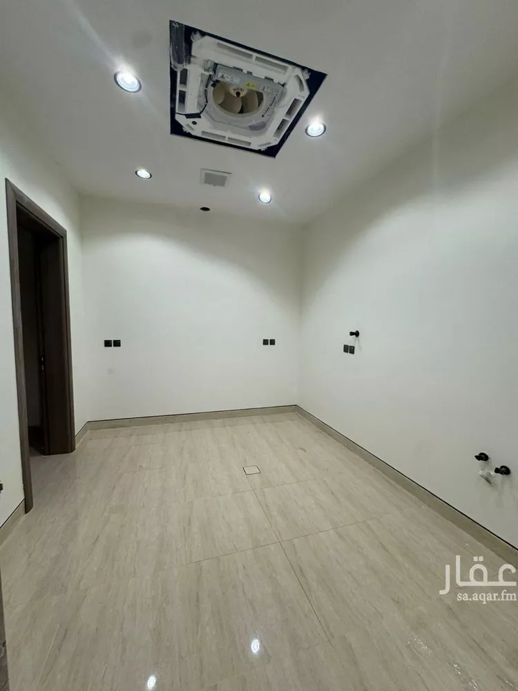 فيلا للبيع في شارع مافيه اسم , حي النرجس, مدينة الرياض, منطقة الرياض صورة 2