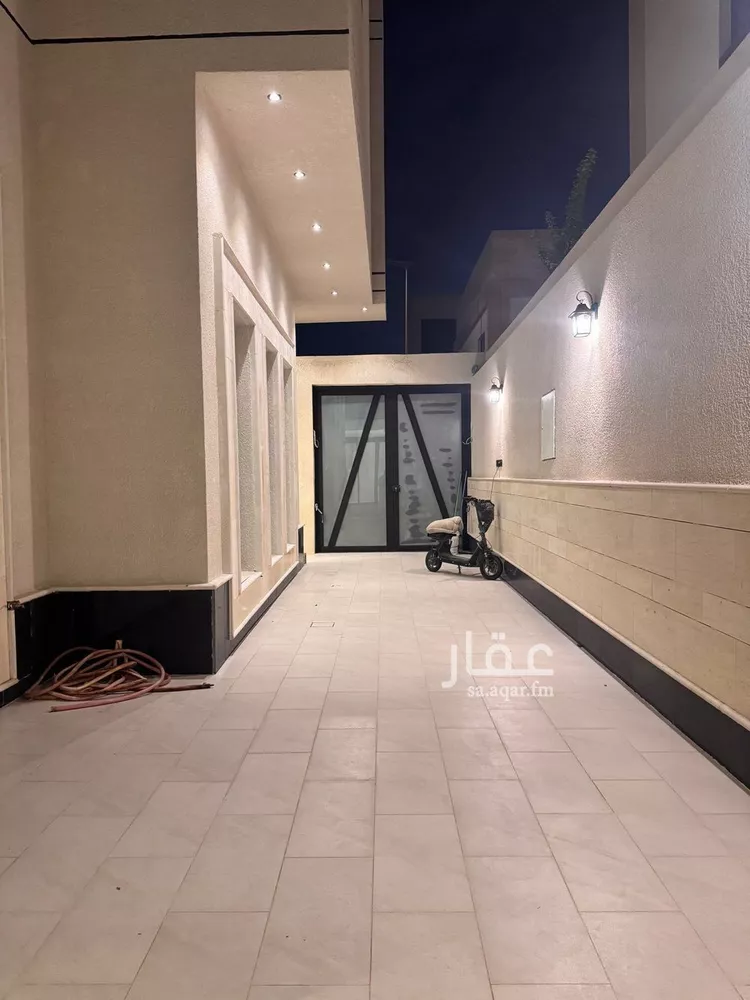فيلا للبيع في شارع الموازرة, حي ظهرة لبن, مدينة الرياض, منطقة الرياض صورة 3