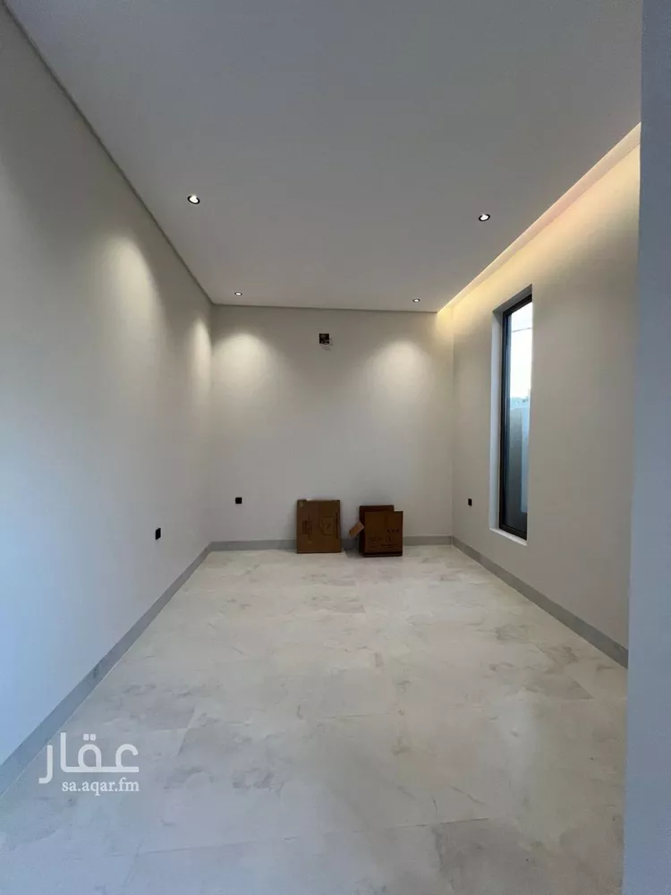 فيلا للبيع في شارع أبي الشيخ الأصبهاني, حي المهدية, مدينة الرياض, منطقة الرياض صورة 2